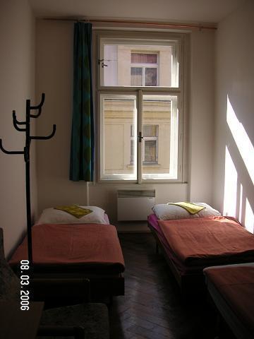 Bell * Praha